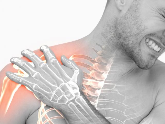 Douleur à l’épaule (trapezalgie) et ostéopathie, cabinet situé sur Uturoa